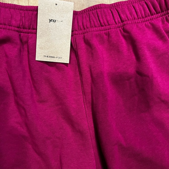 Nike Men's Yoga Therma-FIT Core Shorts - Picture 4 of 5